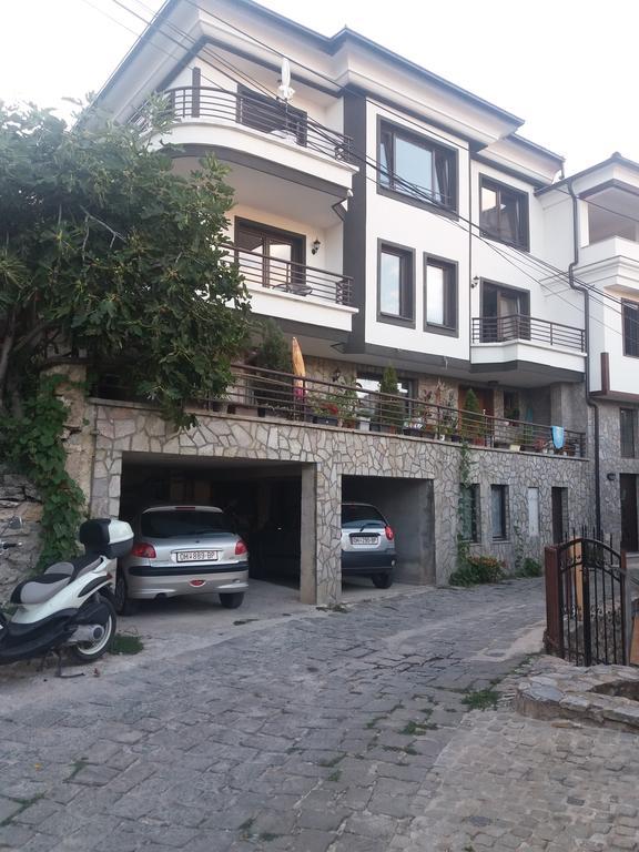 Grigor Prlichev Apartment